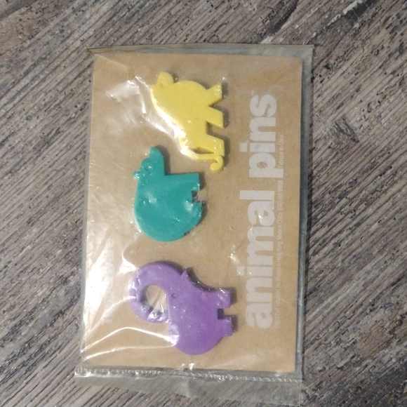 🦁Vintage Tupperware Animal Pins - Picture 12 of 12